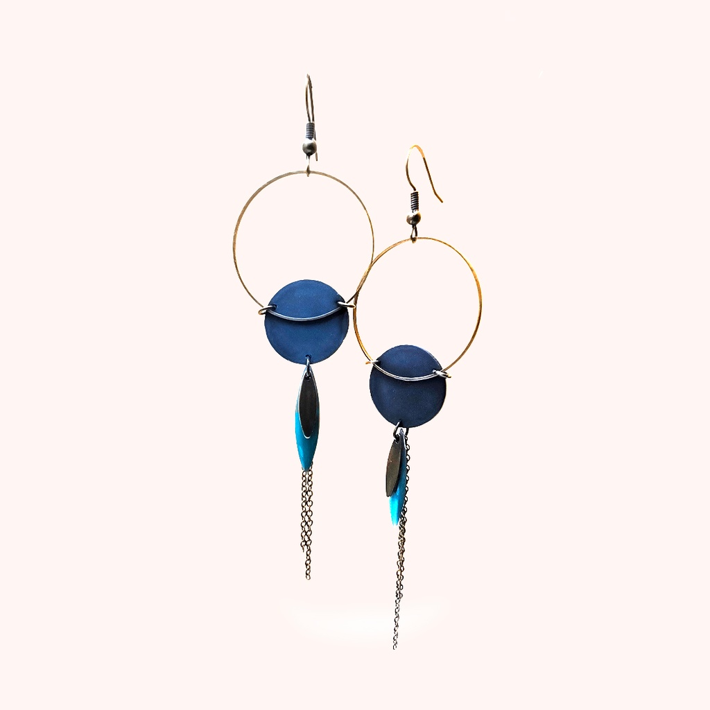 Boucles d'oreilles chaînes: Bijoux artisanaux (Bleu)